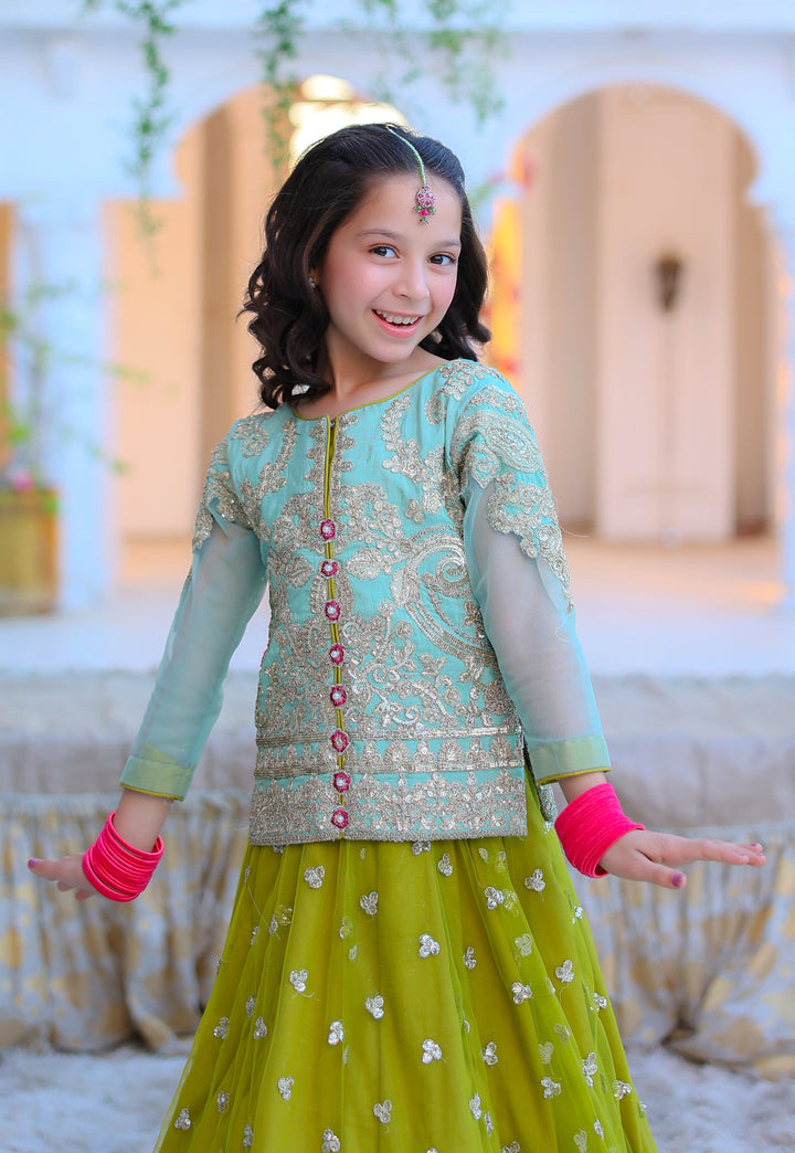 Nanhi Shahzadi | KNS-018 |