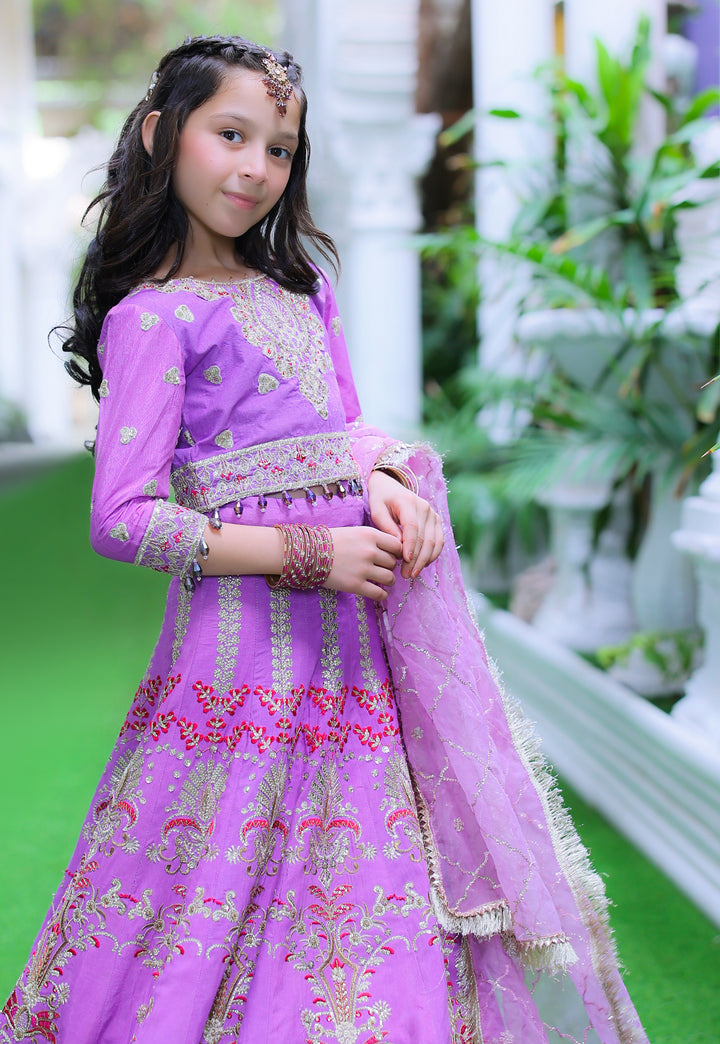 Nanhi Shahzadi | KNS-022 |