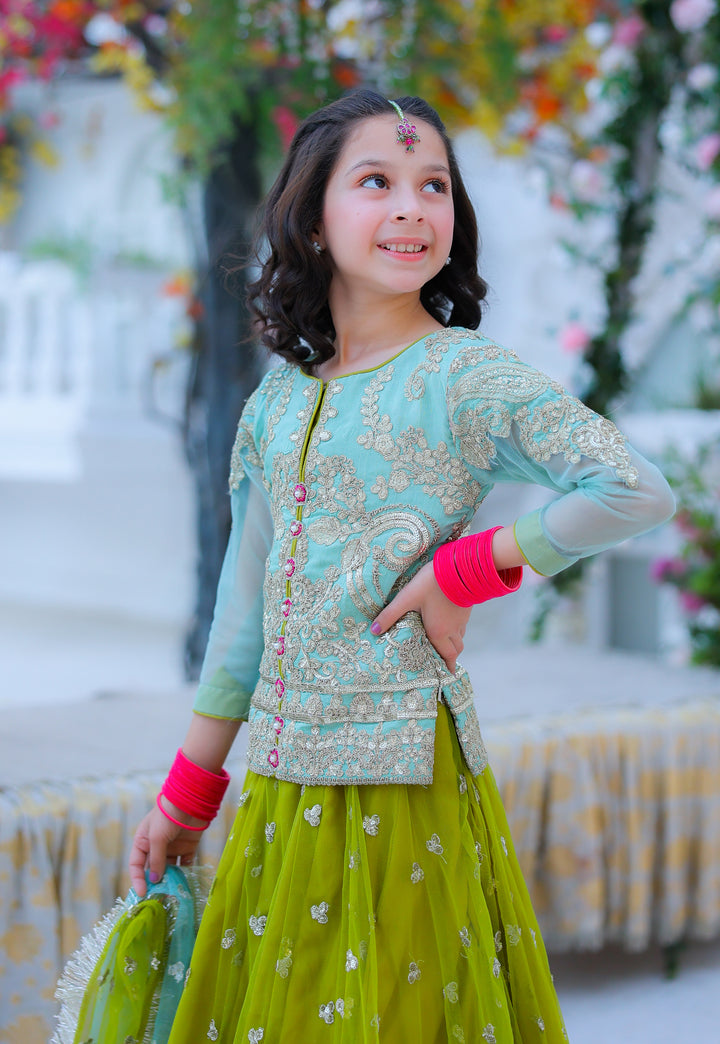 Nanhi Shahzadi | KNS-018 |