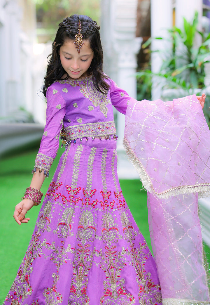 Nanhi Shahzadi | KNS-022 |
