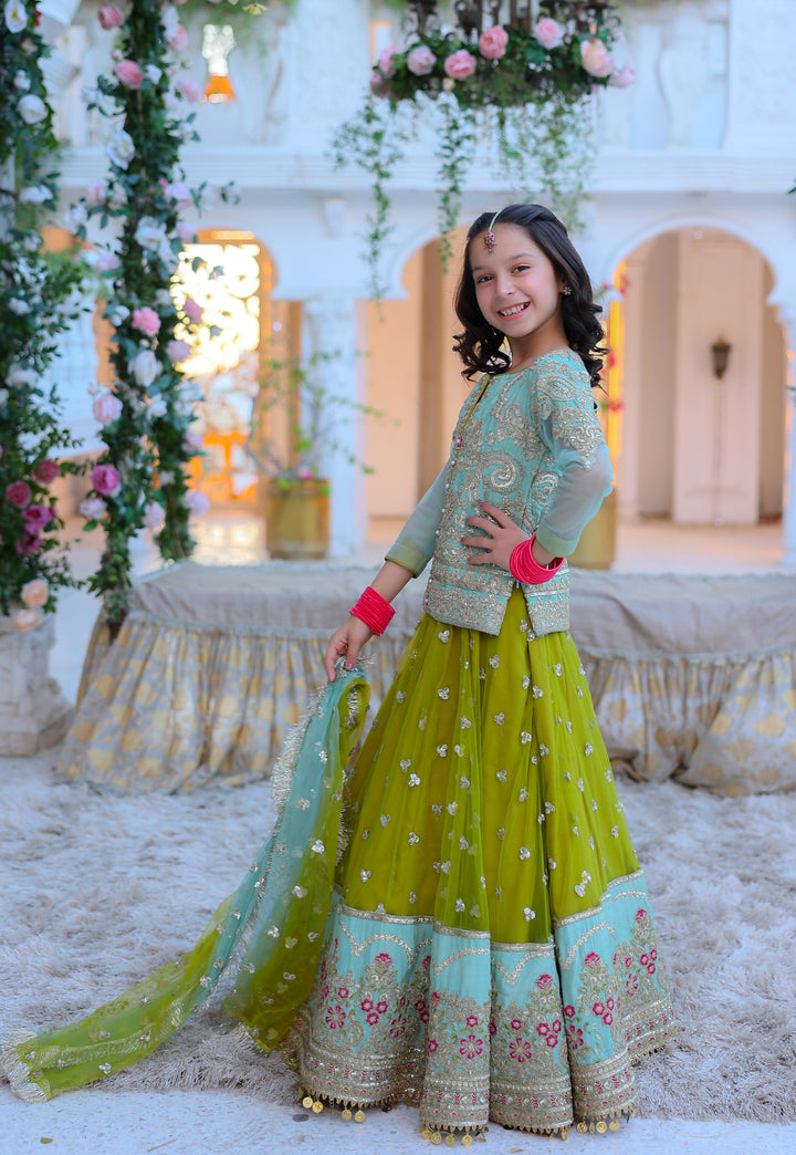 Nanhi Shahzadi | KNS-018 |