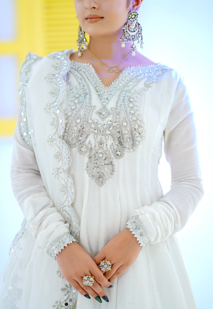 Kalidar Peshwas | Naina Lage | KKDP-005 White |